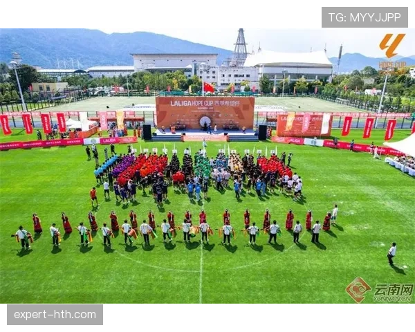 西甲劲旅新赛季阵容焕然一新，强势启航引球迷期待