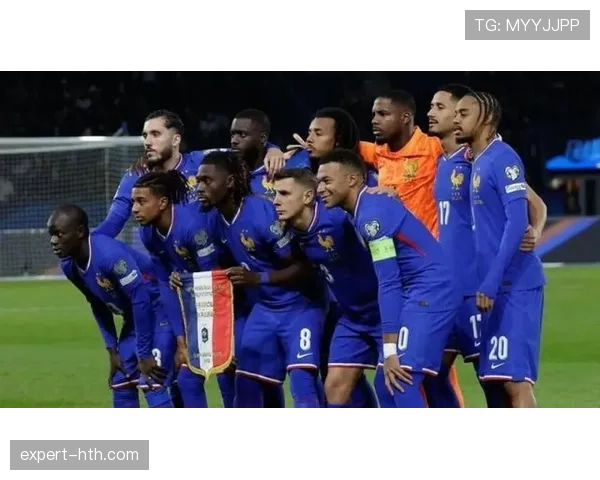 罗德里与哈维在传控体系中的战术适配差距在哪 罗德里与哈维在传控体系中的战术适配差距在哪