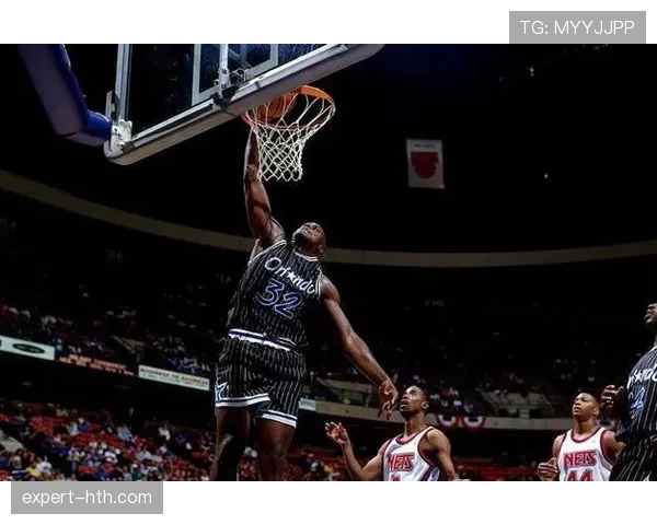 毕比通过关键挡拆提升组织效率，带动球队进攻节奏明显加快