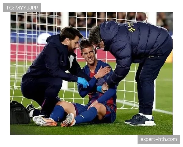 巴萨进攻体系过度依赖边路，表现受限，对赛季走势形成制约